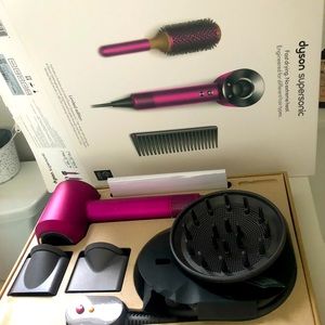 Dyson supersonic hair dryer